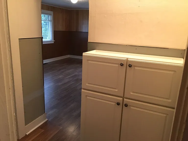 4555 NE 85th Ave — Photo 8