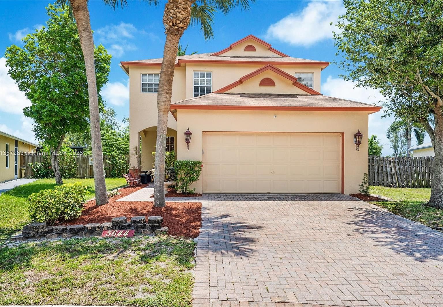5644 Azalea Cir, West Palm Beach, FL 33415 Zillow