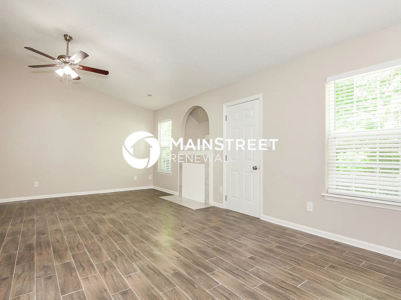 3377 Hunting Wood Ct — Photo 2