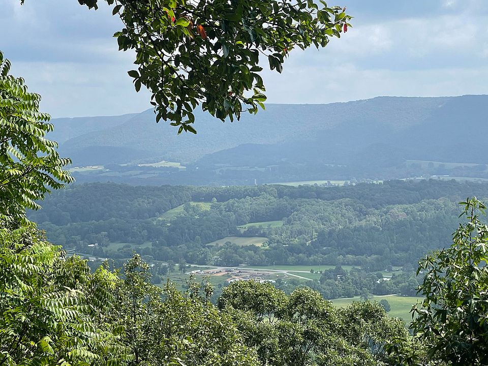 1st image of 1 Raven Rock Rd