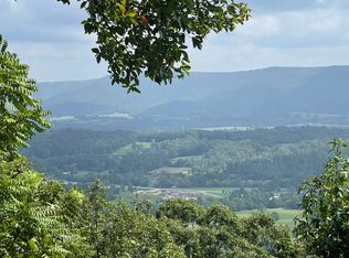 1 Raven Rock Rd, Pikeville, TN 37367