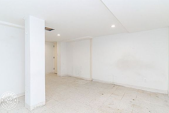3rd image of 291 Wyckoff Ave #8B