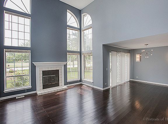 2nd image of 2320 Highland Ct