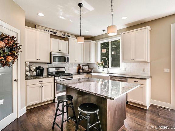 5th image of 7838 Queenie Court