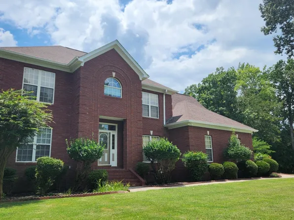 142 Hazelwood Ln, Florence, AL 35634