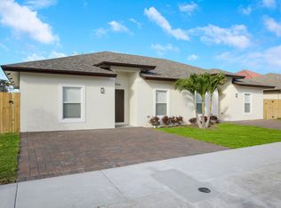 1554-1558 W 26th Ct, West Palm Beach, FL 33404