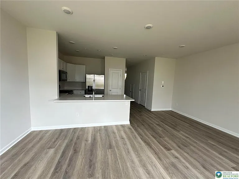 1145 Martin Rd — Photo 25