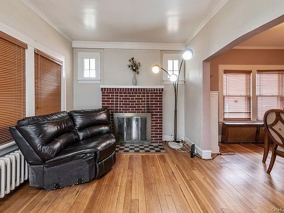 4th image of 621 S 9th Ave