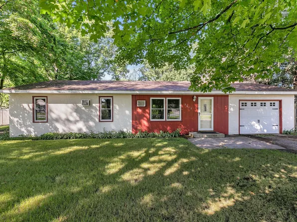 3613 Roosevelt Rd, Saint Cloud, MN 56301