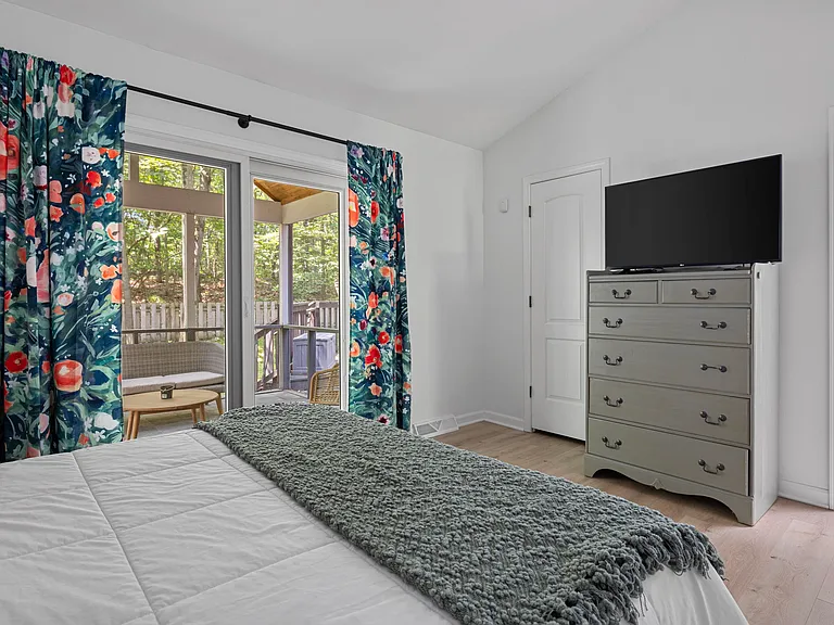 14480 Woodcrest Ln — Photo 23