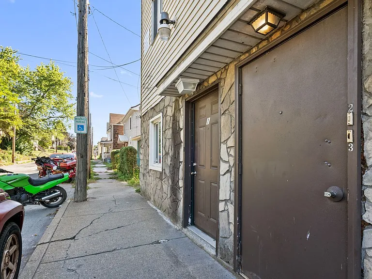 161 Hall Avenue — Photo 23