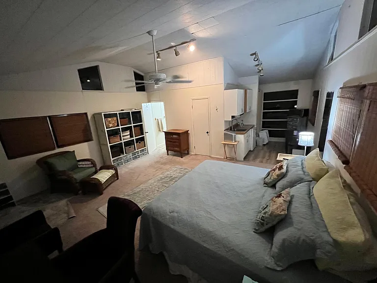comfortable studio space with King bed and galley kitchen