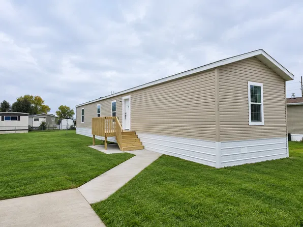 3 Bed 2 Bath Single Section Plan, Colonial Estates