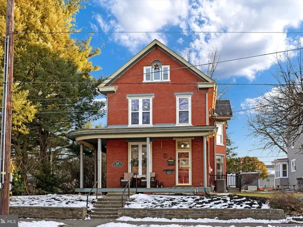 537 W Main St, Hummelstown, PA 17036