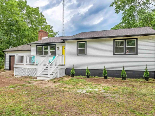 126 Academy Ln, Cape May Court House, NJ 08210
