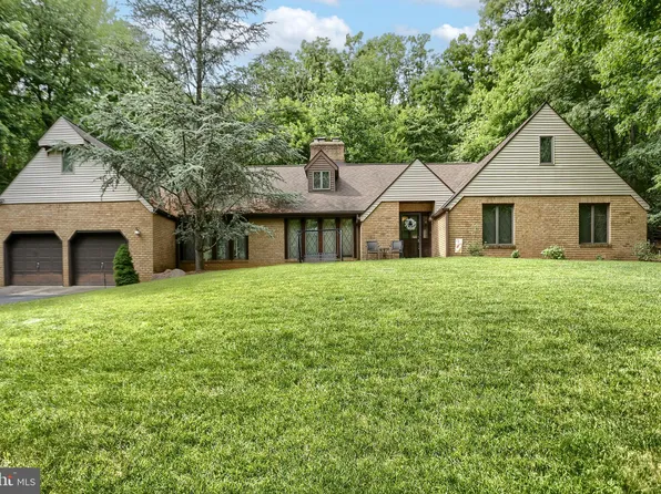 1706 Hickory Dr #L-0210, Lebanon, PA 17042