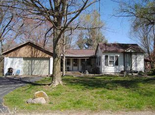 4865 Spirit Rd, Clinton, IL 61727