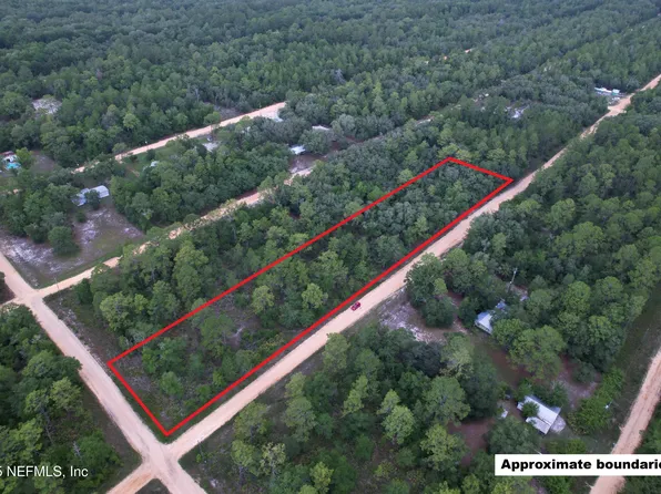 000 Creager Avenue, Interlachen, FL 32148