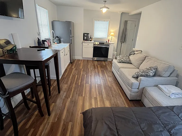 71 Grove St #71R — Photo 5