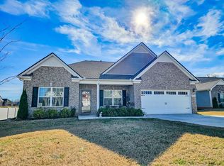 202 Rochester Dr, Shelbyville, TN 37160