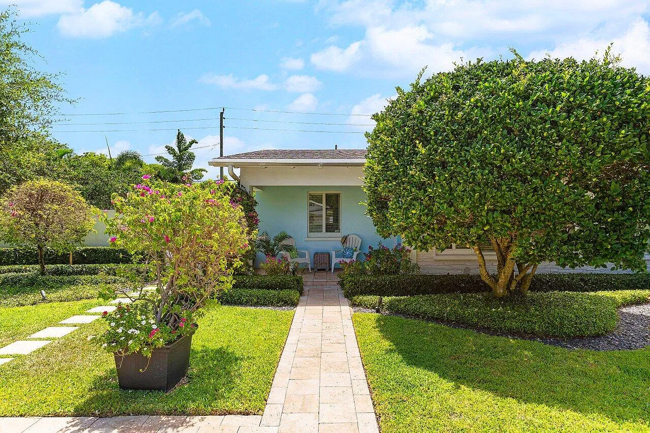 2 bed, 1.5 bath, 1082 sqft, $21,000 — Photo 4