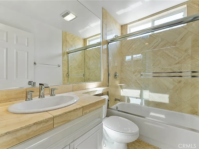 4116 Dakota Dr — Photo 7