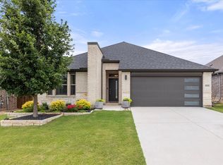 5652 Caliza Trl, Fort Worth, TX 76126