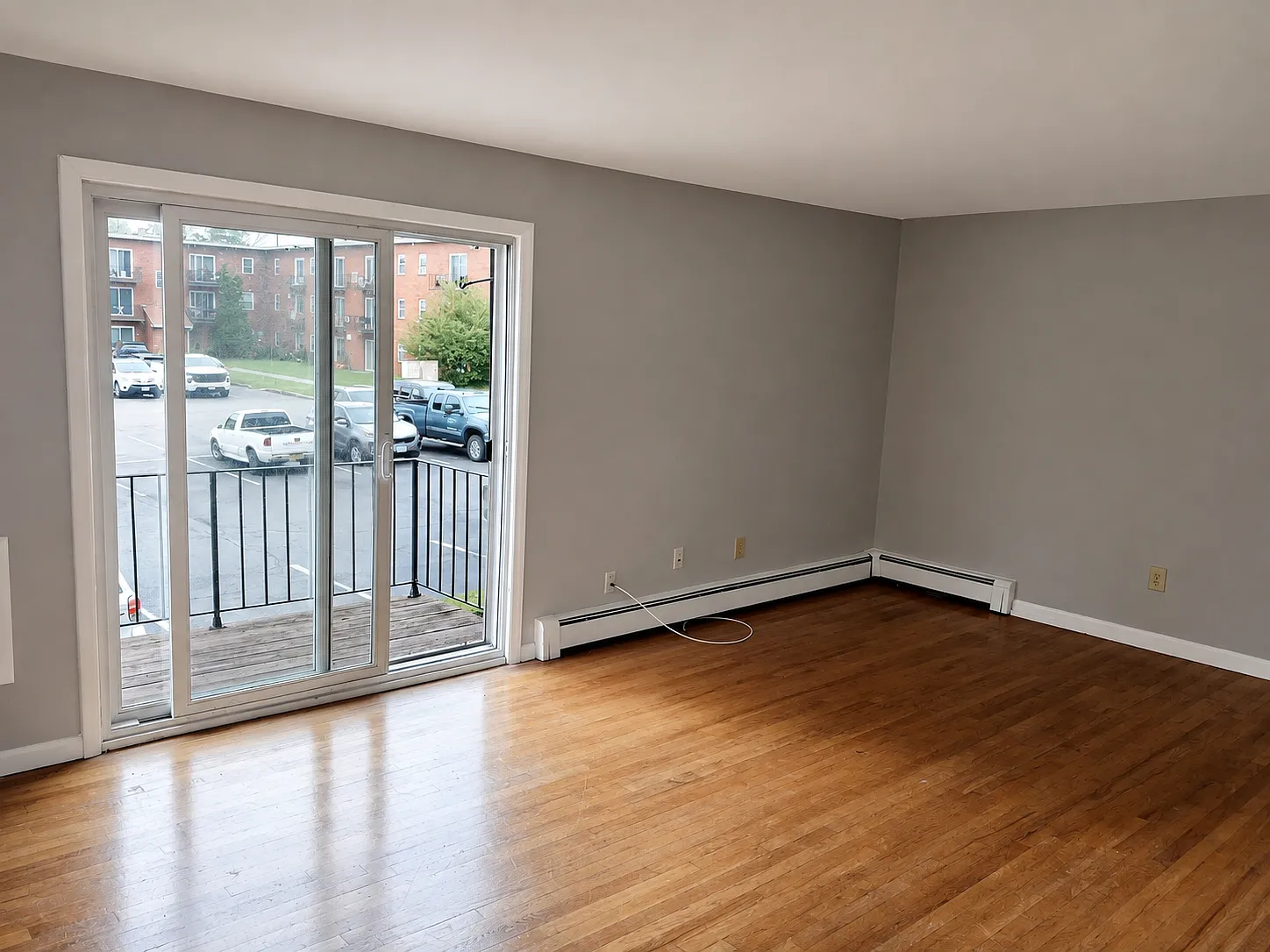 1 bed, $1,300 — Photo 1