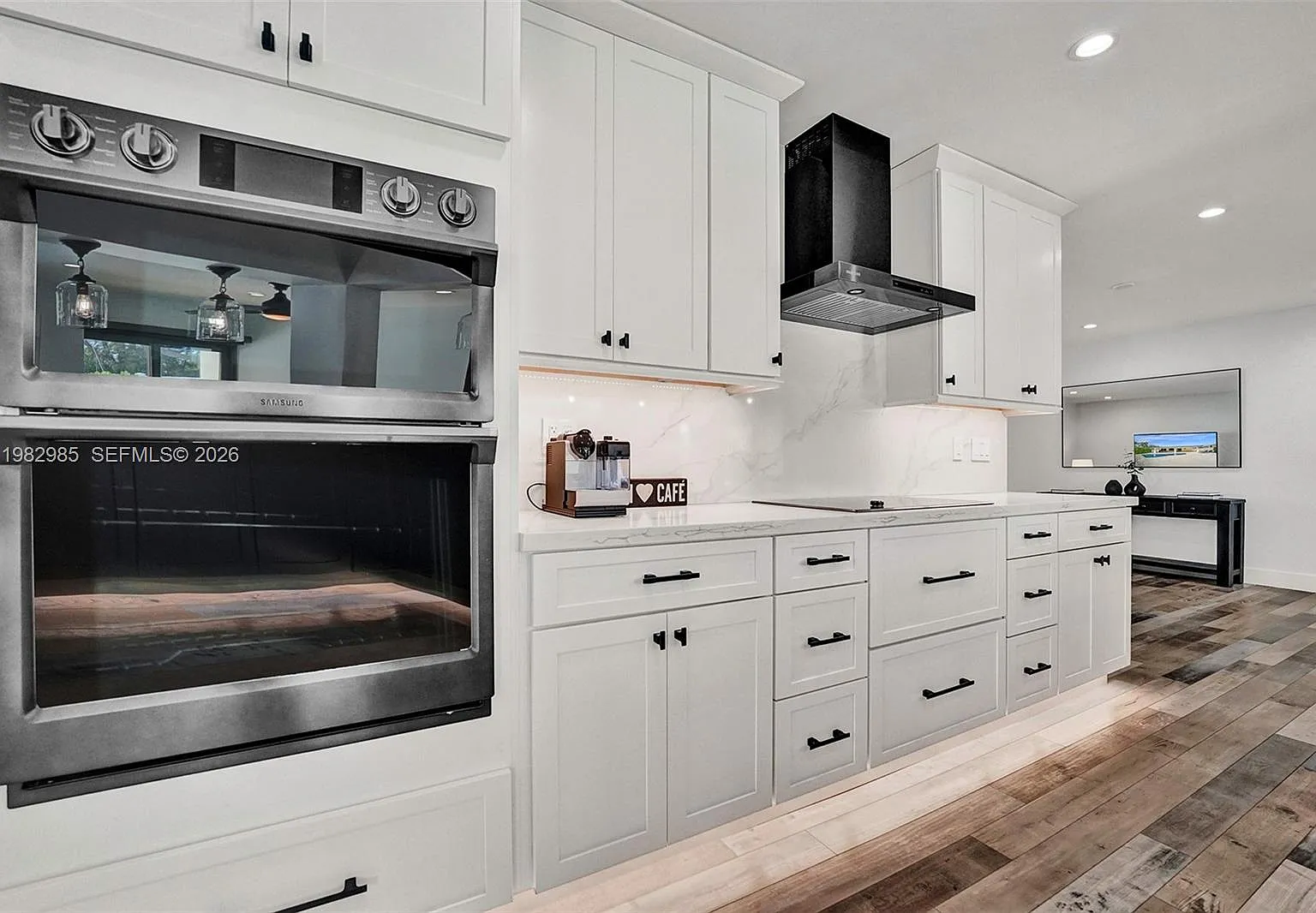 4 bed, 1844 sqft, $3,900 — Photo 3
