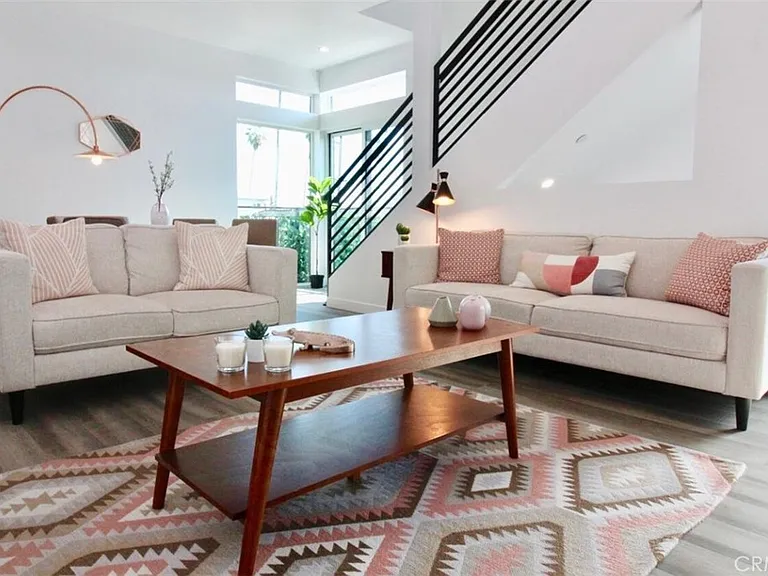 1416 S Cloverdale Ave #1416 — Photo 5