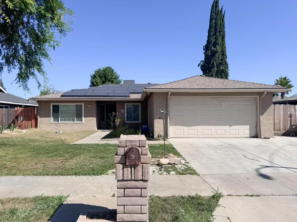 2801 Greenwood Dr, Madera, CA 93637