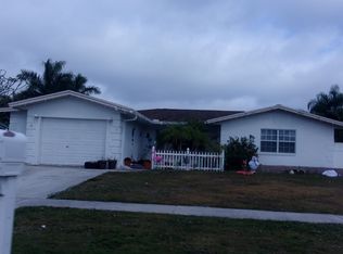 908 Camellia Dr, Royal Palm Beach, FL 33411