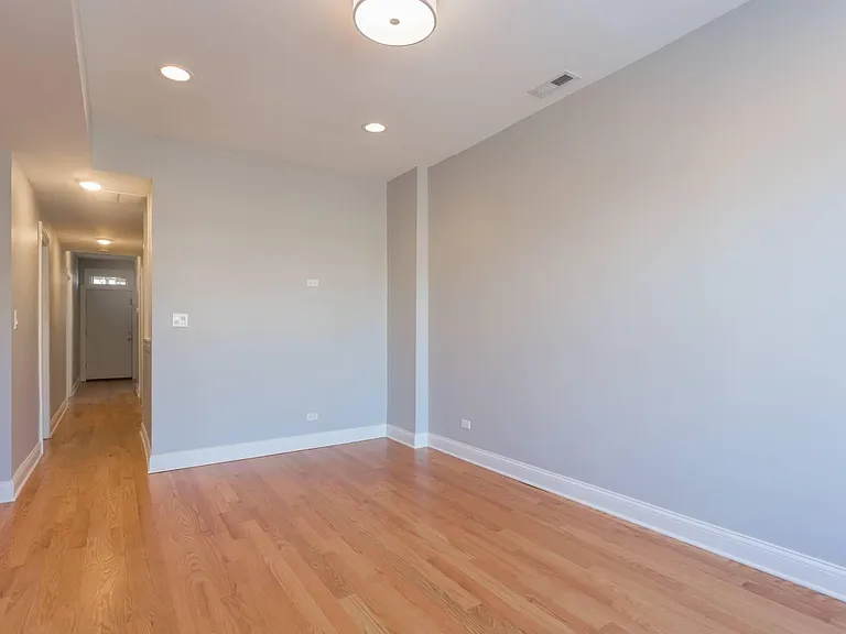 2321 W Fullerton Ave #2 — Photo 7