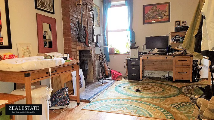 Rented by ZealEstate Group Inc | media 44