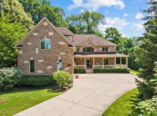 4725 Florence Ave, Downers Grove, IL 60515