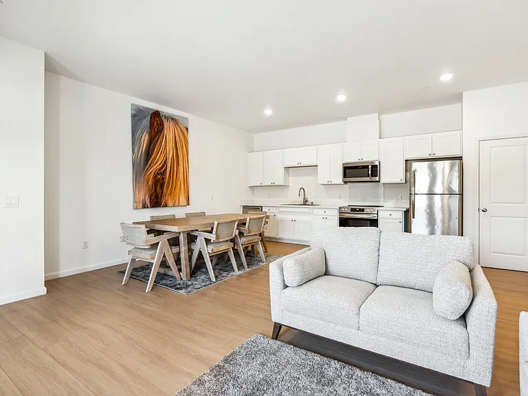 Tran Villa Apartments — Photo 14