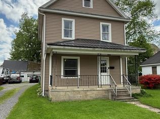 112 Lamberton St, Franklin, PA 16323