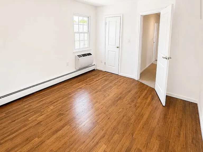 89-06 Doran Ave #2F — Photo 13
