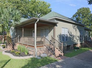 1525 E 32nd 1/2 St, Houston, TX 77022