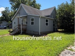 400 S Hill St, Marion, IL 62959