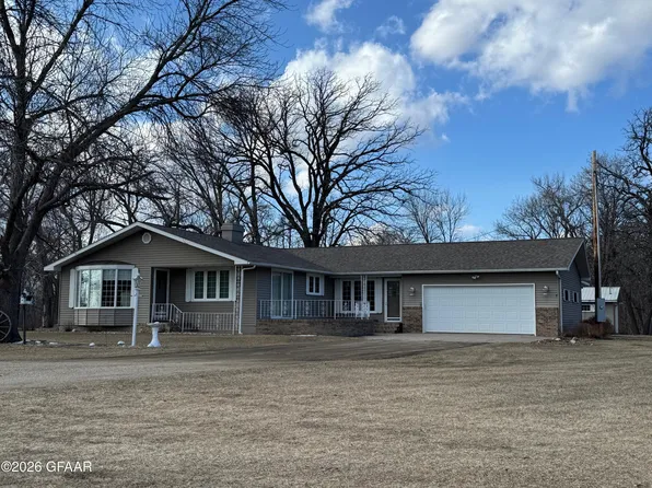 13709 Highway 5, Cavalier, ND 58220