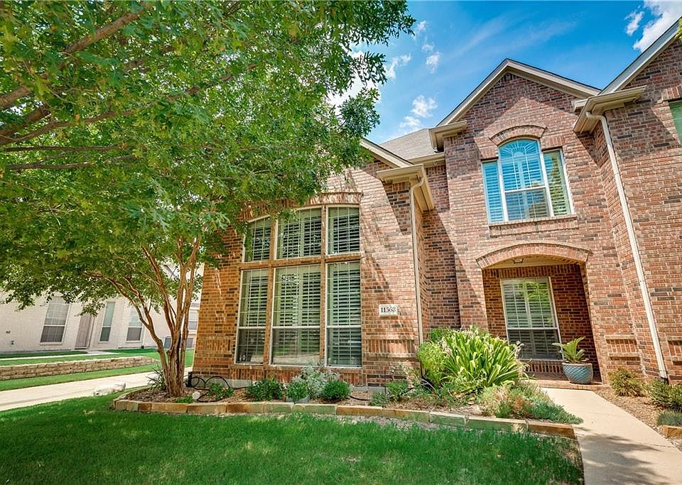 1st image of 11368 Chaucer Dr