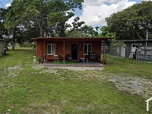 805 NW 15th Ave