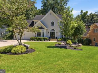 10785 Grenadier Ln, Alpharetta, GA 30022