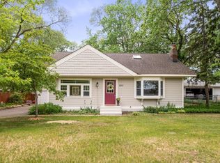 800 Maple St NE, Spring Lake Park, MN 55432