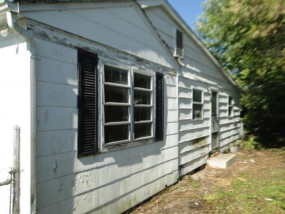 2nd image of 505 Emory Ave