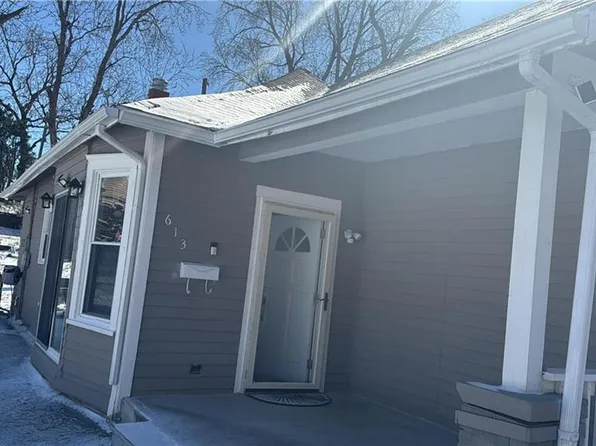 613 S 19th St, Saint Joseph, MO 64507