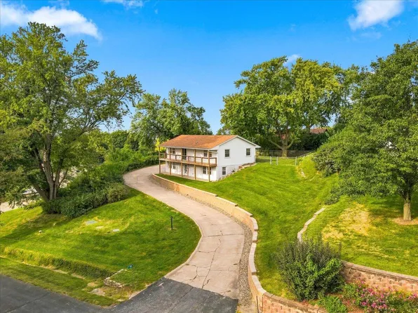 60 Caribou Cir, Council Bluffs, IA 51503