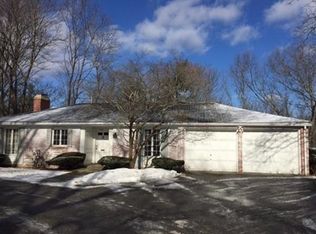 3B Pelham Rd, Lexington, MA 02421