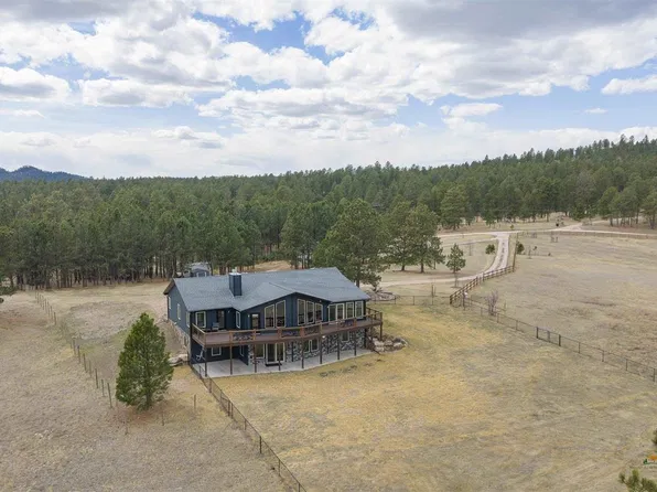 25278 Wittrock Rd, Custer, SD 57730